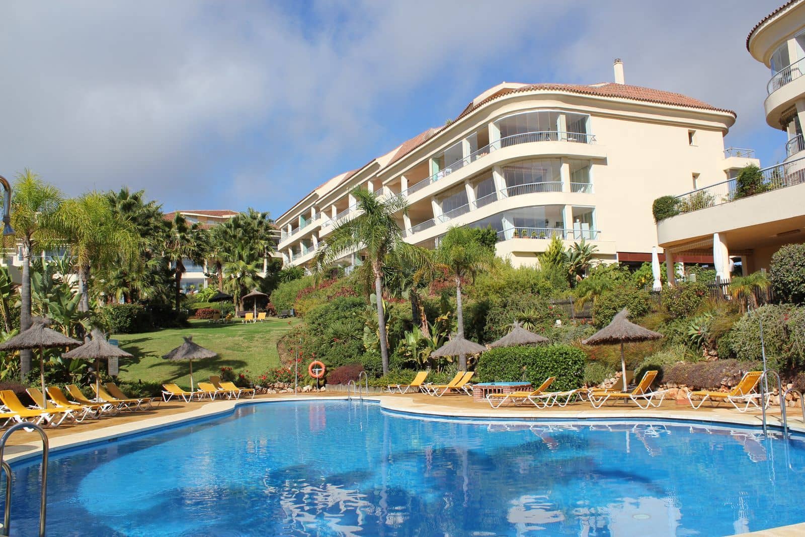 Apartamento de 2 habitaciones en Riviera del Sol en venta con piscina garaje - 400.000 € (Ref: 9969058)