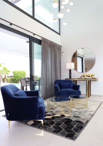 Chalet de 5 habitaciones en New Golden Mile, Estepona en venta con piscina garaje - 2.695.000 € (Ref: 9996263)
