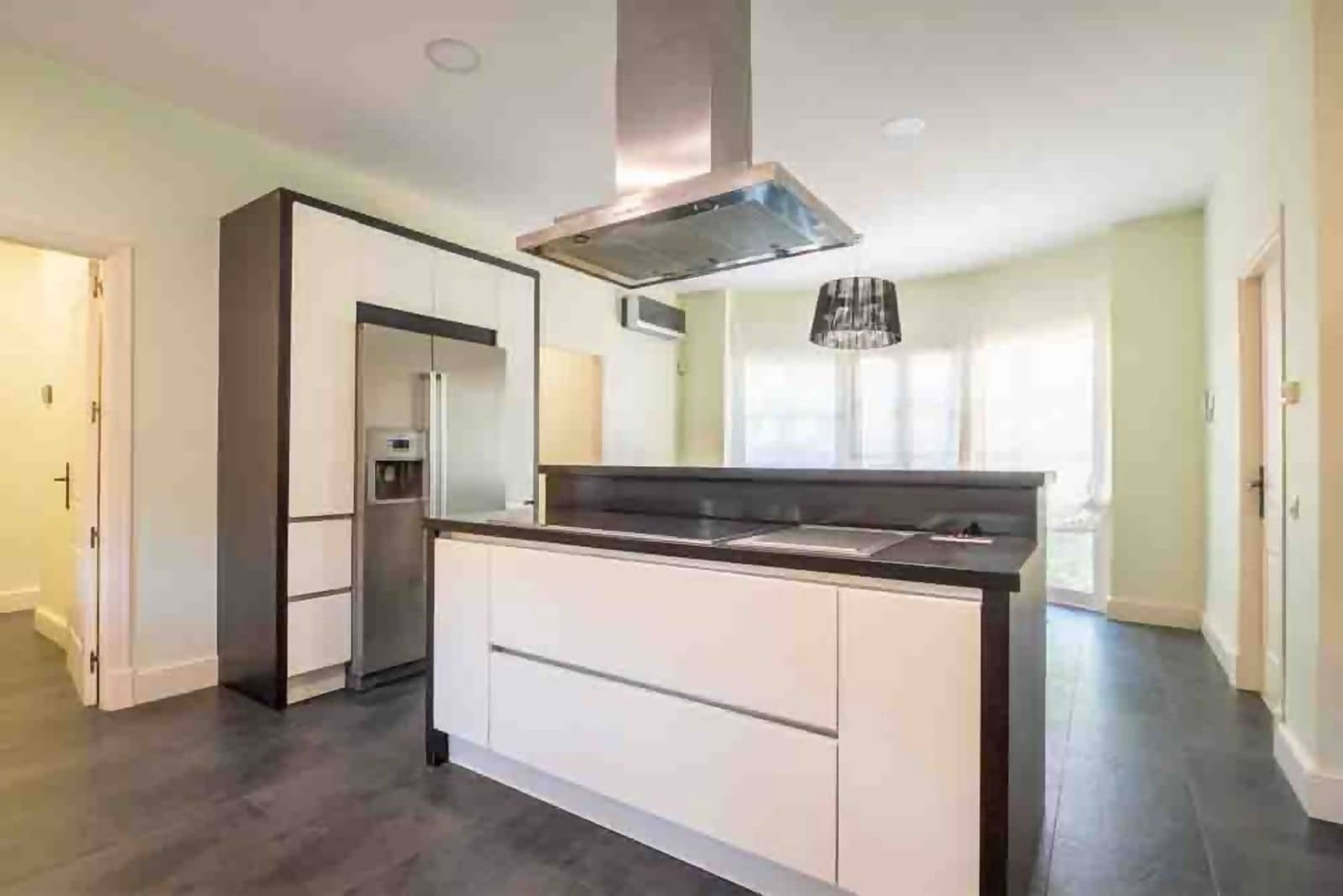 Chalet de 6 habitaciones en Sotogrande en venta con piscina garaje - 1.924.000 € (Ref: 9996270)