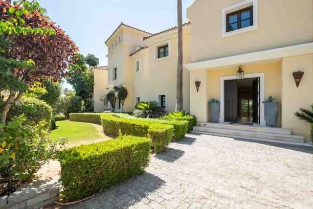 Chalet de 6 habitaciones en Sotogrande Alto, San Roque en venta con piscina garaje - 1.924.000 € (Ref: 9996270)