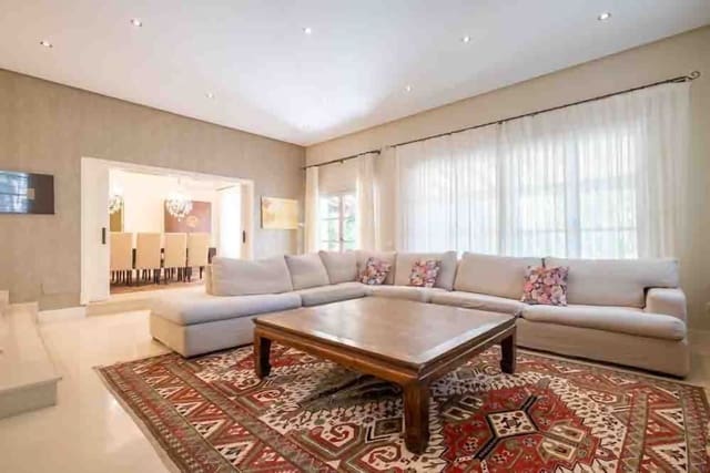 Chalet de 6 habitaciones en Sotogrande Alto, San Roque en venta con piscina garaje - 1.924.000 € (Ref: 9996270)