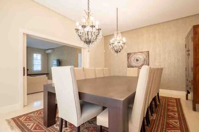 Chalet de 6 habitaciones en Sotogrande Alto, San Roque en venta con piscina garaje - 1.924.000 € (Ref: 9996270)