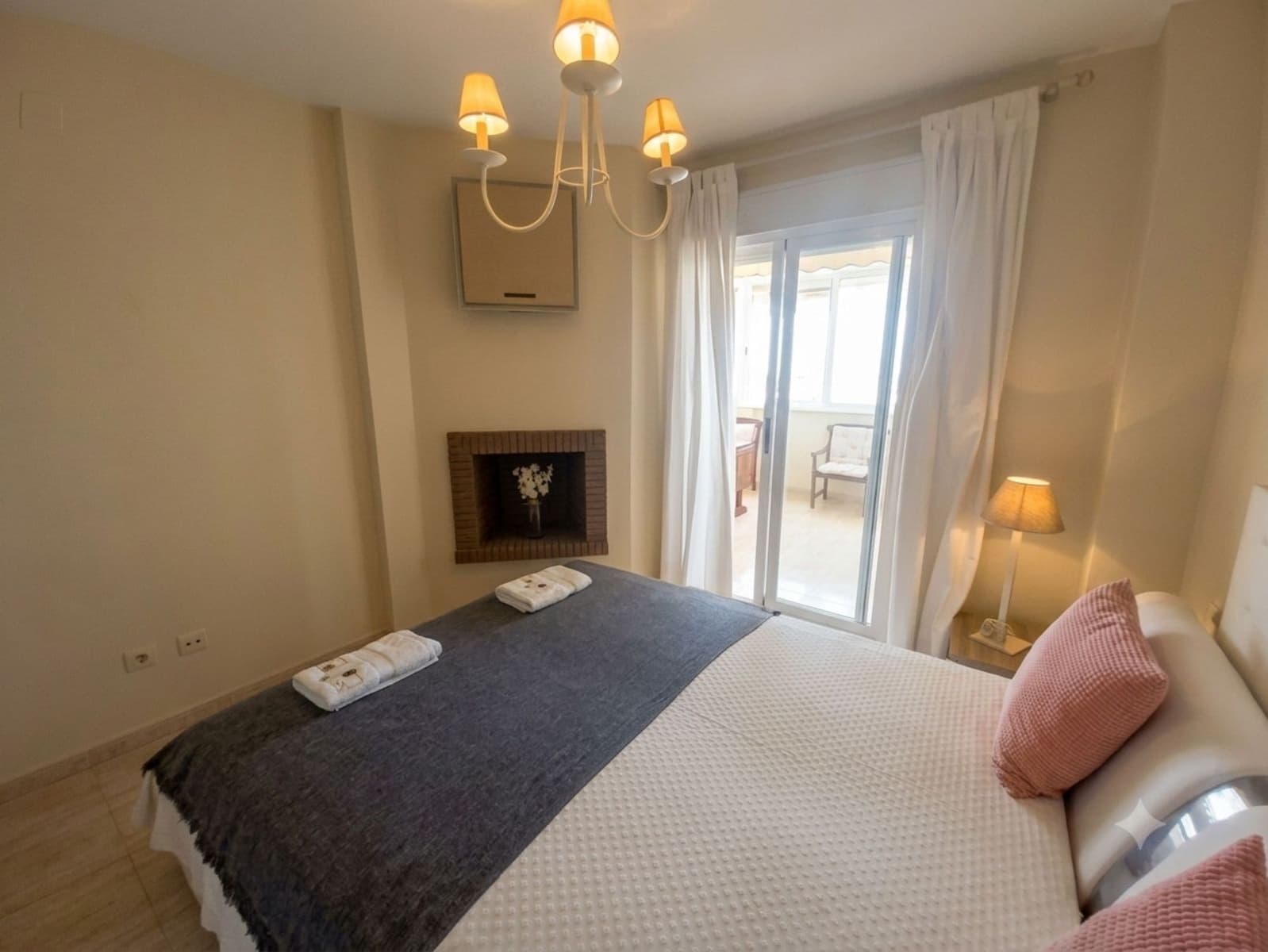 1 chambre Penthouse à vendre à Calahonda avec piscine garage - 319 500 € (Ref: 9999354)