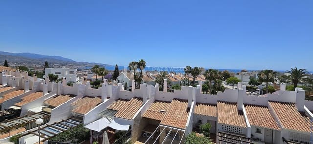3 soveværelse Rækkehus til salg i Torre del Mar, Vélez-Málaga med swimmingpool - € 380.000 (Ref: 9064543)