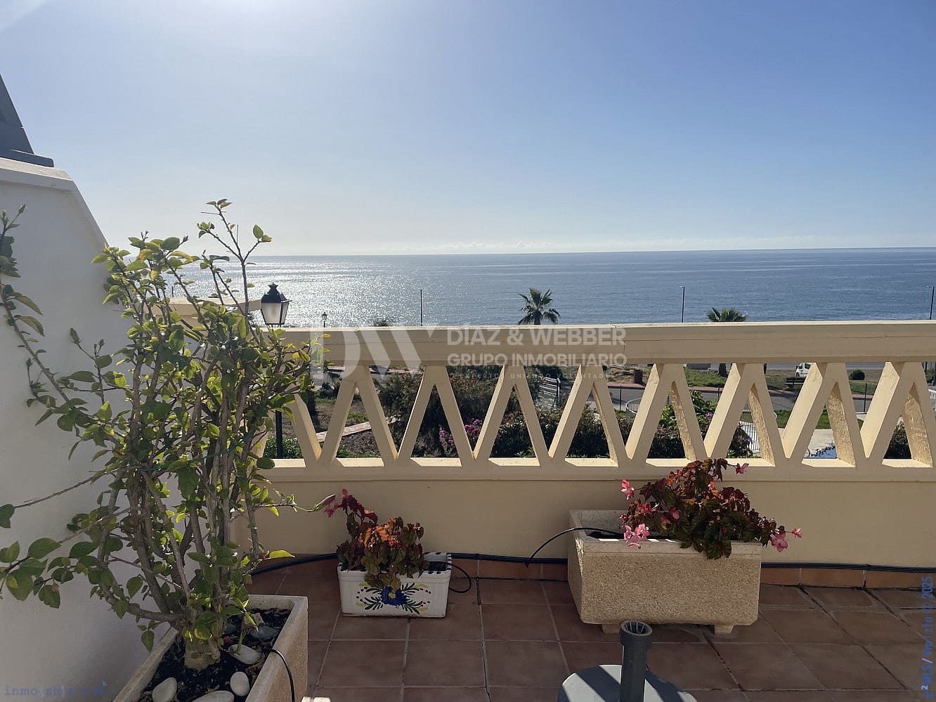 4 soveværelse Byhus til salg i Torrox-Costa med swimmingpool - € 520.000 (Ref: 9064556)