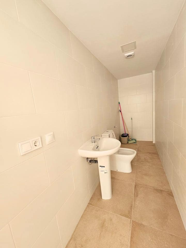 1 sypialnia Biznes do wynajęcia w Elche / Elx - 800 € (Ref: 9403606)