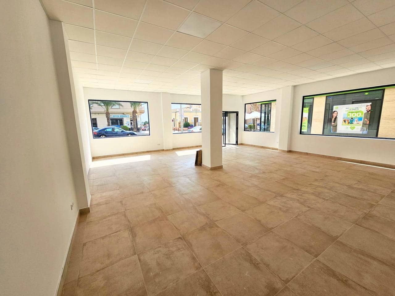 1 sypialnia Biznes do wynajęcia w Elche / Elx - 800 € (Ref: 9403606)