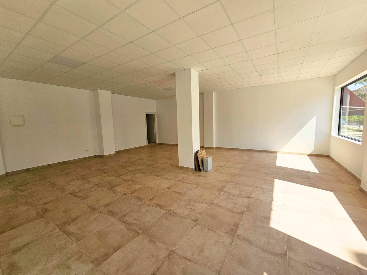 1 sypialnia Biznes do wynajęcia w Elche / Elx - 800 € (Ref: 9403606)