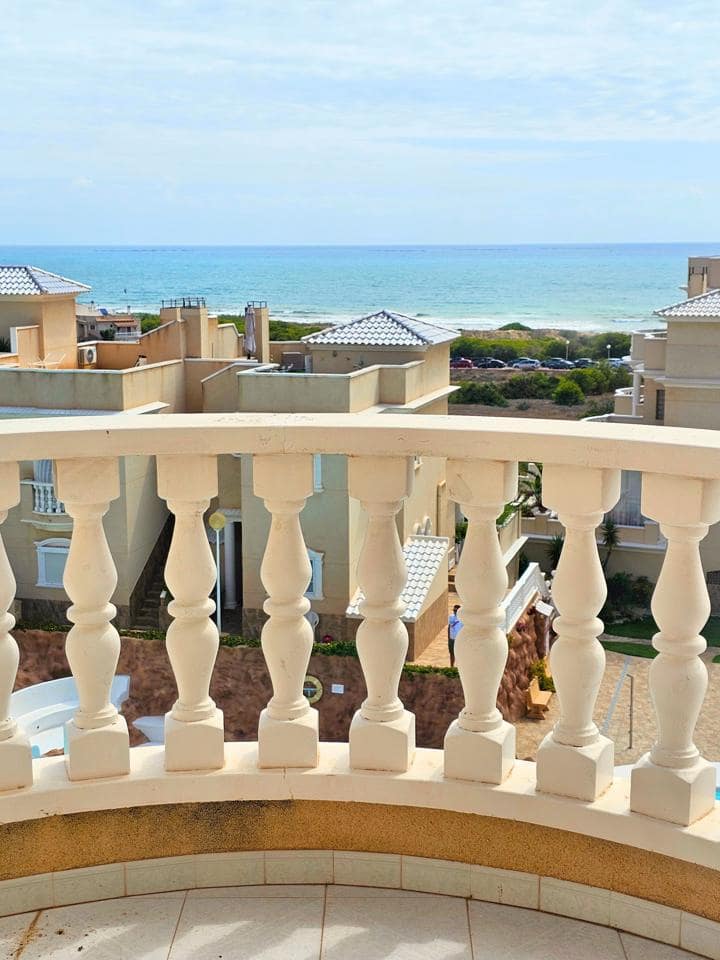 3 makuuhuone Huvila myytävänä paikassa Guardamar del Segura mukana uima-altaan 
autotalli - 399 990 € (Ref: 9403607)