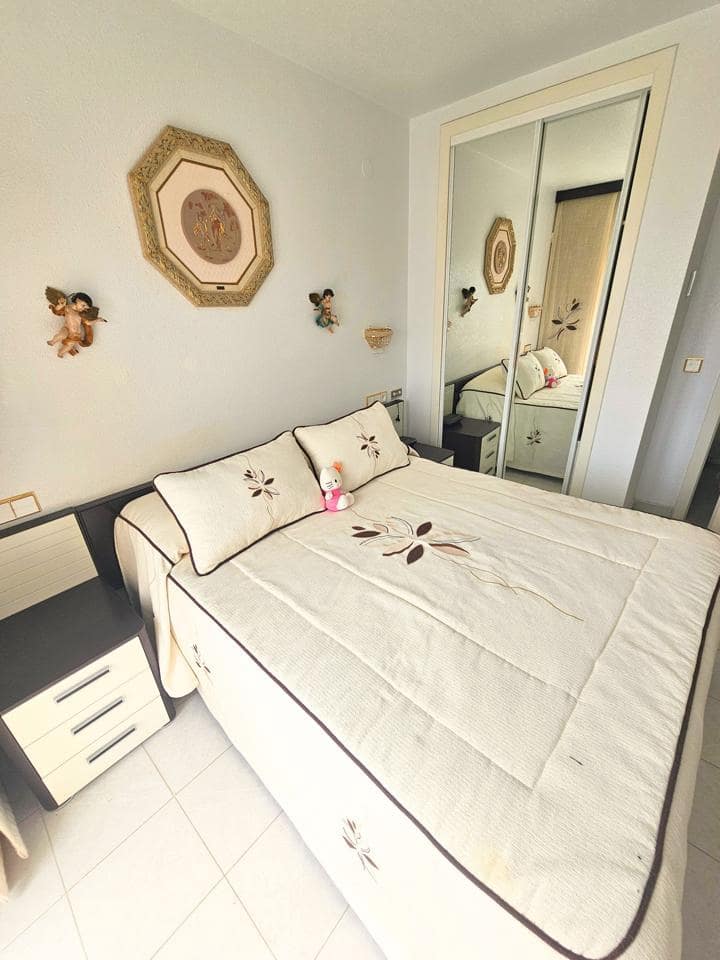 3 makuuhuone Huvila myytävänä paikassa Guardamar del Segura mukana uima-altaan 
autotalli - 399 990 € (Ref: 9403607)