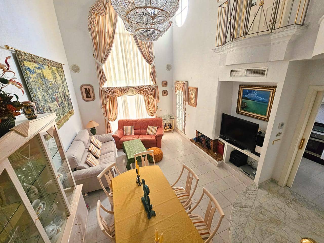 3 makuuhuone Huvila myytävänä paikassa Guardamar del Segura mukana uima-altaan 
autotalli - 399 990 € (Ref: 9403607)