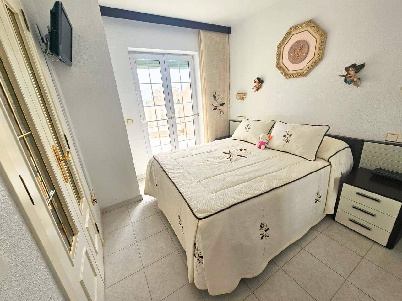 3 makuuhuone Huvila myytävänä paikassa Guardamar del Segura mukana uima-altaan 
autotalli - 399 990 € (Ref: 9403607)