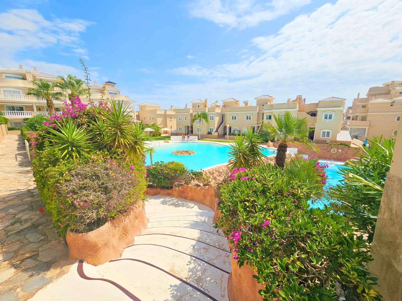 3 makuuhuone Huvila myytävänä paikassa Guardamar del Segura mukana uima-altaan 
autotalli - 399 990 € (Ref: 9403607)