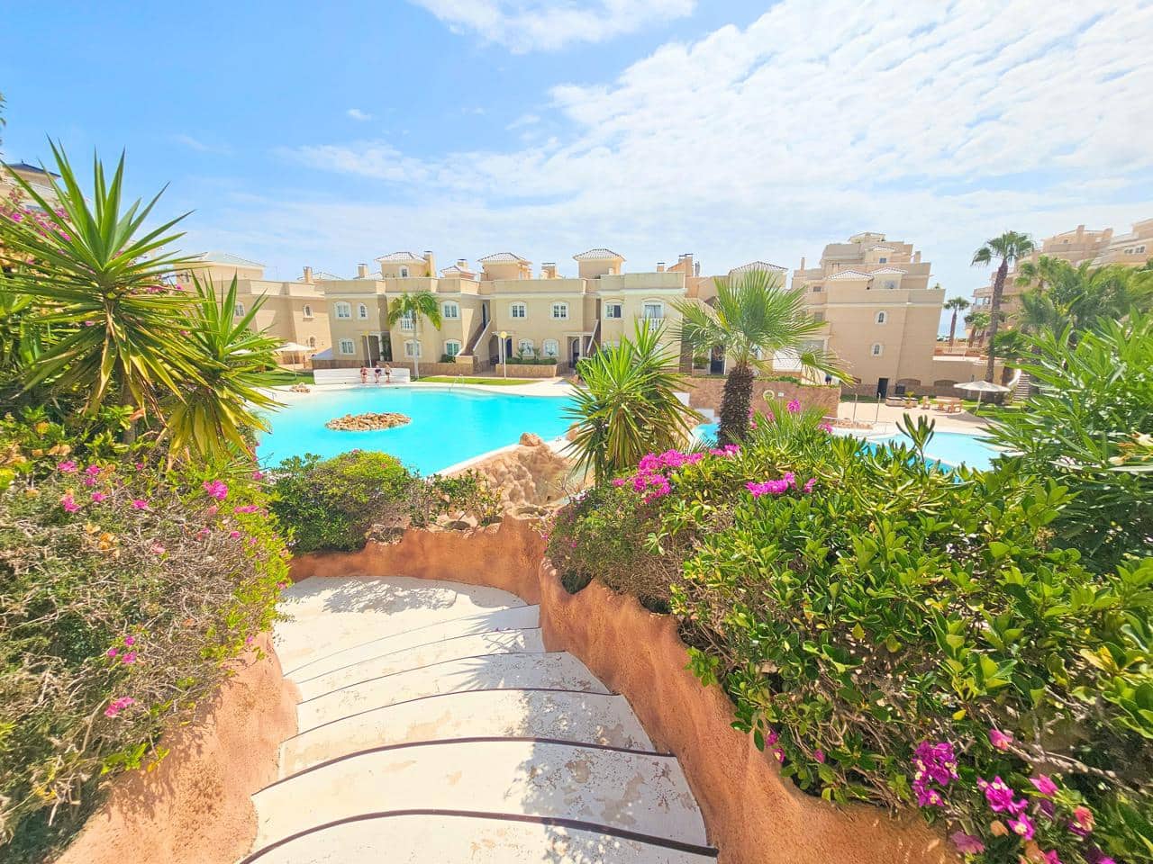 3 makuuhuone Huvila myytävänä paikassa Guardamar del Segura mukana uima-altaan 
autotalli - 399 990 € (Ref: 9403607)