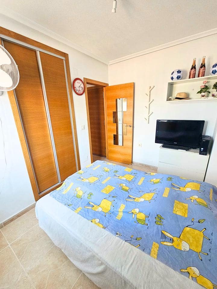 Appartement de 2 chambres à louer à Guardamar del Segura avec piscine garage - 900 € (Ref: 9403610)