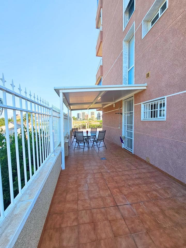 Appartement de 2 chambres à louer à Guardamar del Segura avec piscine garage - 900 € (Ref: 9403610)