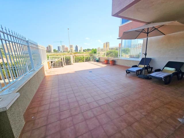 2 makuuhuone Asunto vuokrattavana paikassa Puerto Deportivo, Guardamar del Segura mukana uima-altaan 
autotalli - 900 € (Ref: 9403610)