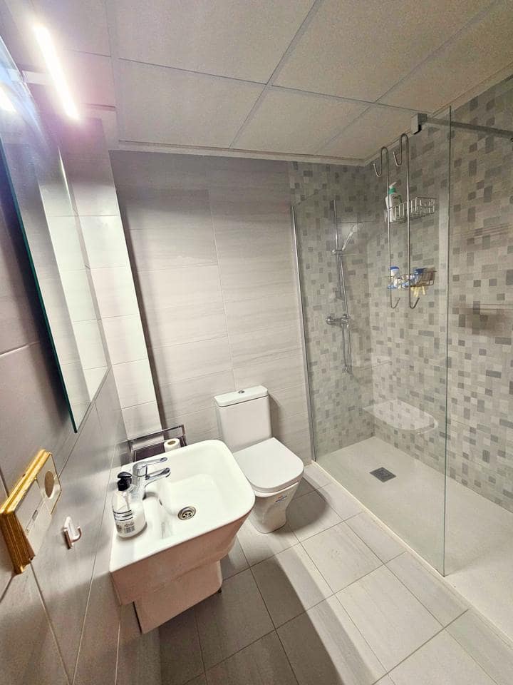 4 chambre Appartement à vendre à Guardamar del Segura - 159 990 € (Ref: 9403611)