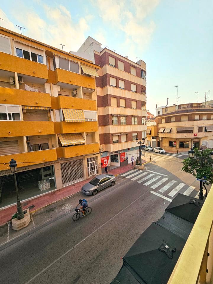 4 chambre Appartement à vendre à Guardamar del Segura - 159 990 € (Ref: 9403611)