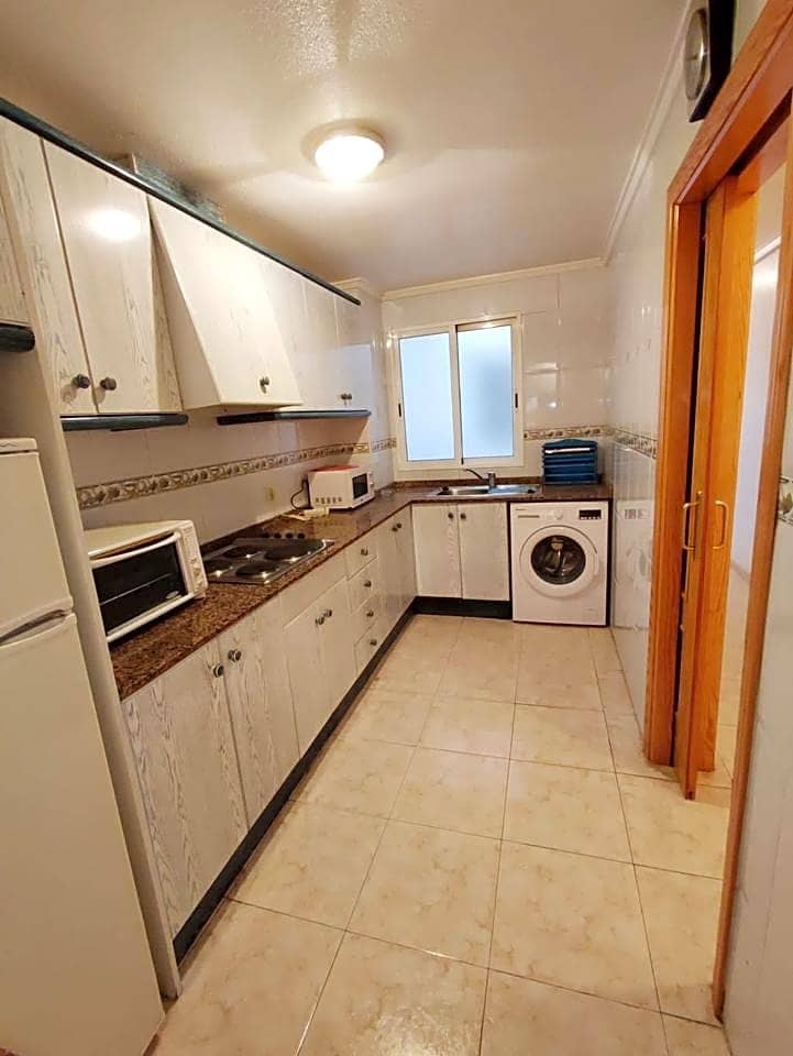 3 soveværelse Lejlighed til salg i Torrevieja - € 134.000 (Ref: 9403614)