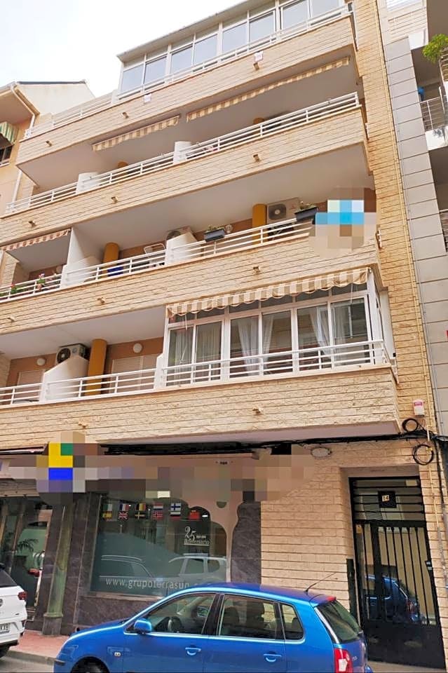 3 soveværelse Lejlighed til salg i Torrevieja - € 134.000 (Ref: 9403614)