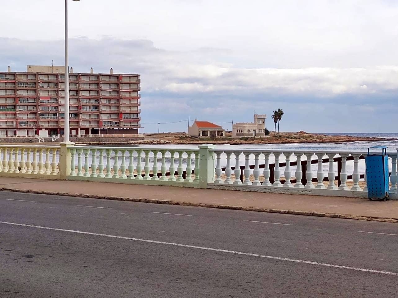 3 soveværelse Lejlighed til salg i Torrevieja - € 134.000 (Ref: 9403614)