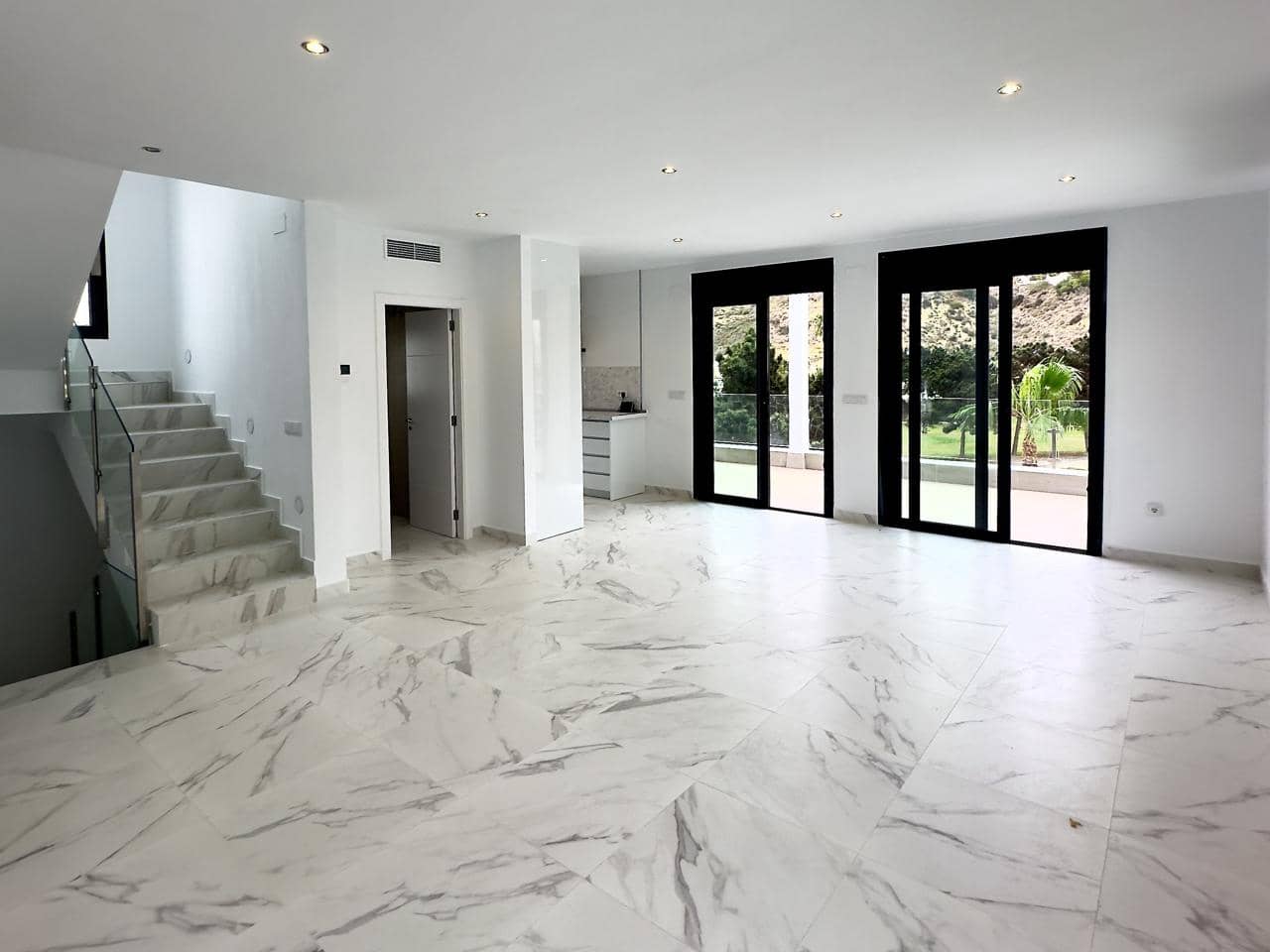 4 bedroom Villa for sale in Ciudad Quesada with pool garage - € 834,000 (Ref: 9403615)