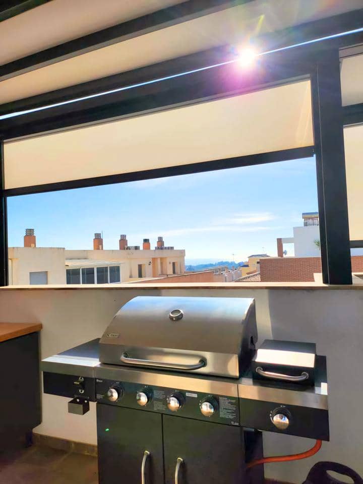 Piso de 3 habitaciones en Guardamar del Segura en venta con piscina garaje - 265.000 € (Ref: 9403616)