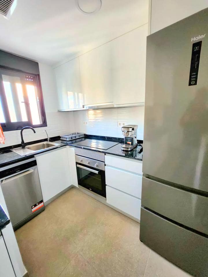 Piso de 3 habitaciones en Guardamar del Segura en venta con piscina garaje - 265.000 € (Ref: 9403616)