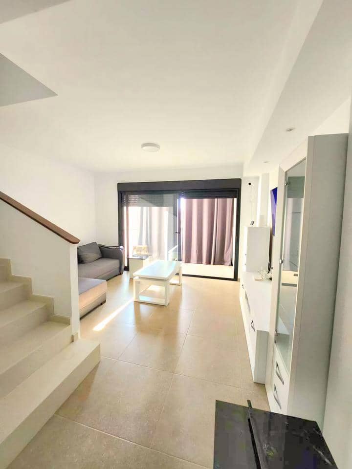 Piso de 3 habitaciones en Guardamar del Segura en venta con piscina garaje - 265.000 € (Ref: 9403616)