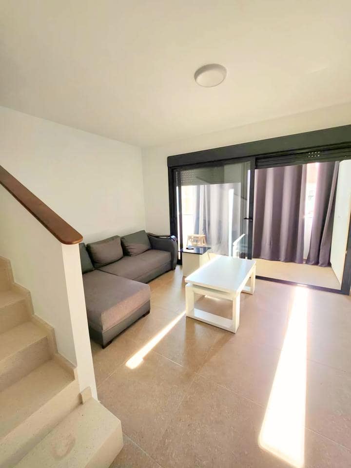 Piso de 3 habitaciones en Guardamar del Segura en venta con piscina garaje - 265.000 € (Ref: 9403616)