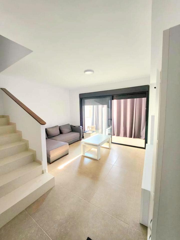 Piso de 3 habitaciones en Guardamar del Segura en venta con piscina garaje - 265.000 € (Ref: 9403616)