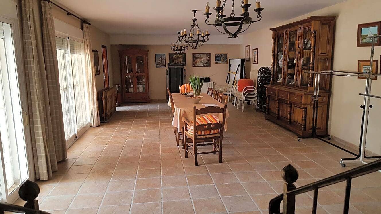 4 soveværelse Villa til salg i Muchamiel / Mutxamel med swimmingpool garage - € 588.000 (Ref: 9403619)