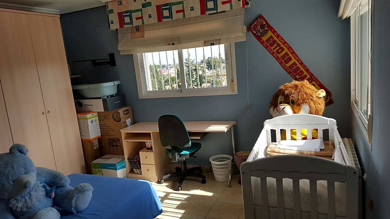 4 soveværelse Villa til salg i Muchamiel / Mutxamel med swimmingpool garage - € 588.000 (Ref: 9403619)