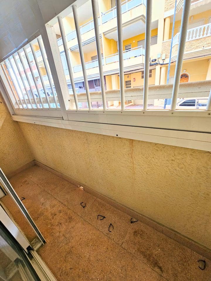 1 slaapkamer Flat te koop in Guardamar del Segura met garage - € 111.350 (Ref: 9462943)