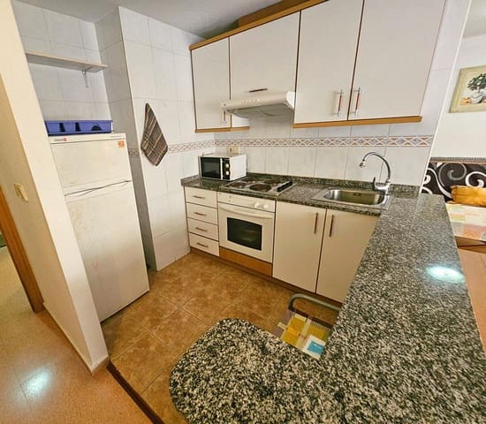 1 slaapkamer Flat te koop in Guardamar Playa, Guardamar del Segura met garage - € 111.350 (Ref: 9462943)