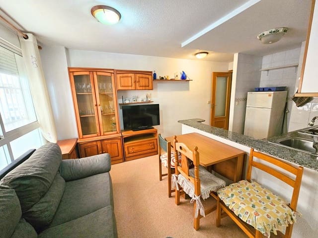 1 slaapkamer Flat te koop in Guardamar Playa, Guardamar del Segura met garage - € 111.350 (Ref: 9462943)