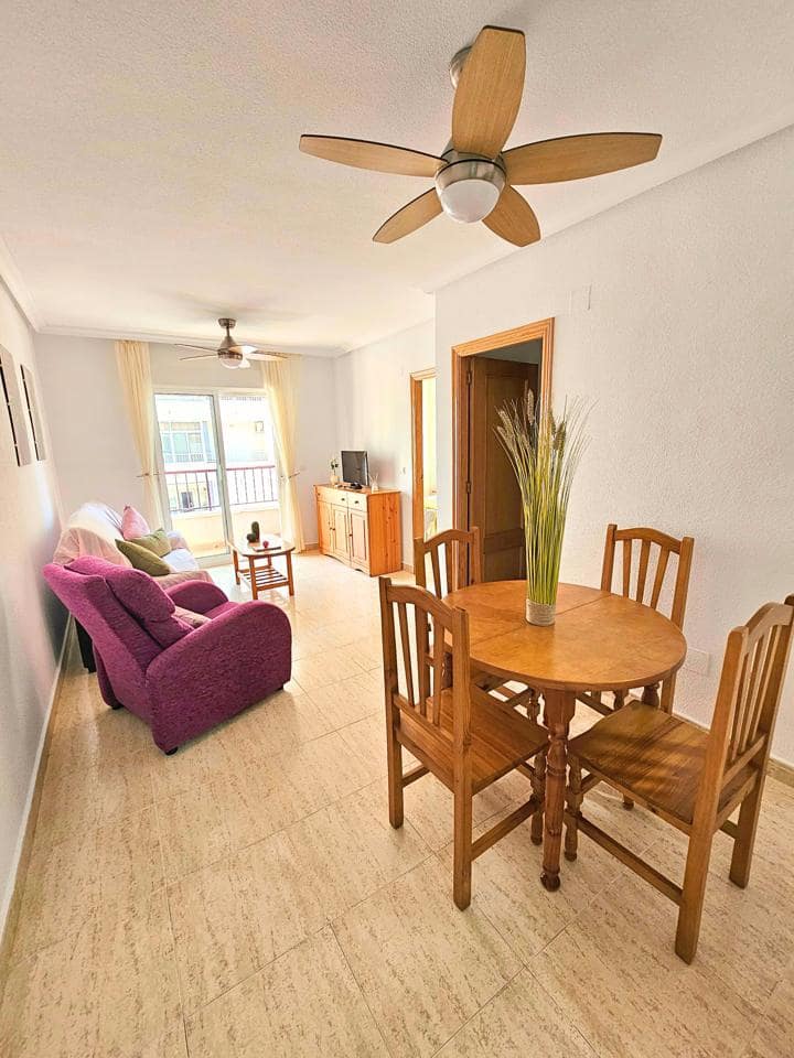 2 makuuhuone Asunto vuokrattavana paikassa Guardamar del Segura mukana 
autotalli - 650 € (Ref: 9467802)