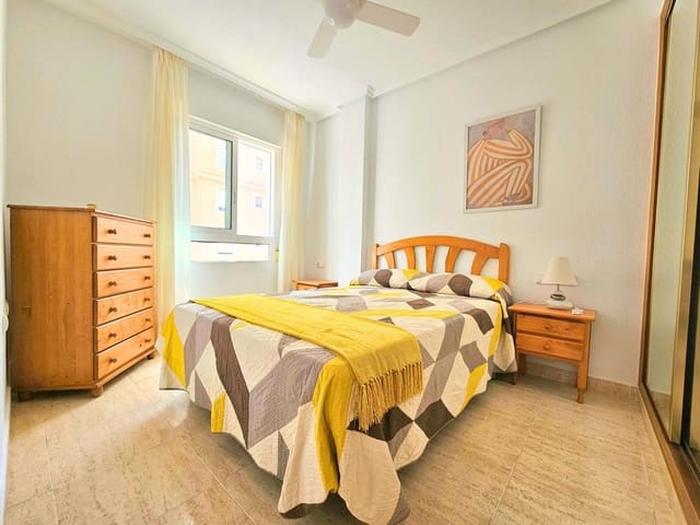 2 Zimmer Wohnung zu vermieten in Zona Pueblo, Guardamar del Segura mit Garage - 650 € (Ref: 9467802)