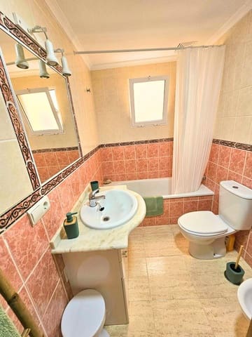 2 Zimmer Wohnung zu vermieten in Zona Pueblo, Guardamar del Segura mit Garage - 650 € (Ref: 9467802)