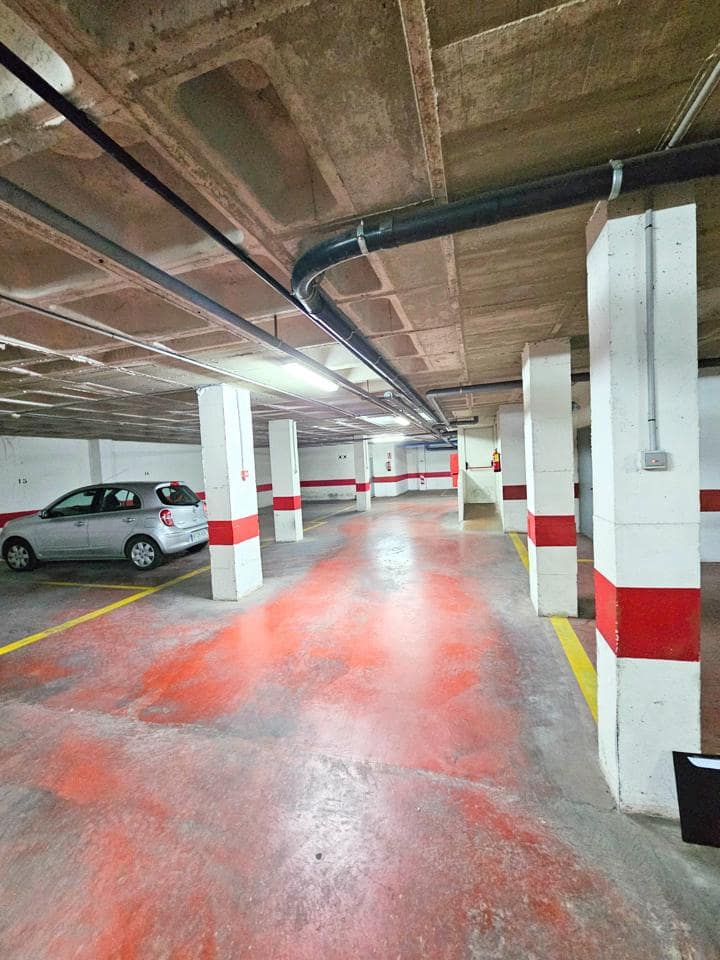 Garage for sale in Guardamar del Segura - € 32,000 (Ref: 9467803)