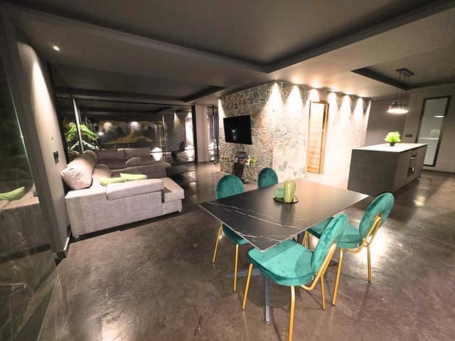 2 chambre Appartement à vendre à Zona Pueblo, Guardamar del Segura - 170 000 € (Ref: 9553046)