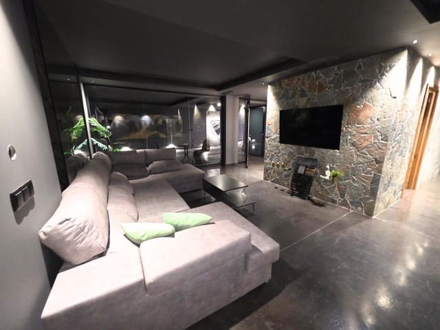 2 chambre Appartement à vendre à Zona Pueblo, Guardamar del Segura - 170 000 € (Ref: 9553046)