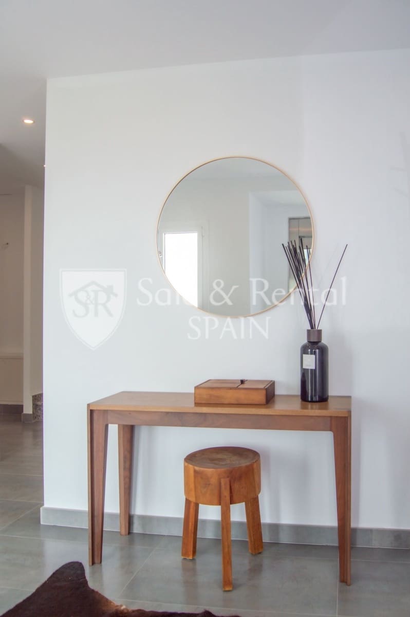 3 slaapkamer Villa te koop in Lloret de Mar met zwembad garage - € 1.250.000 (Ref: 10002568)
