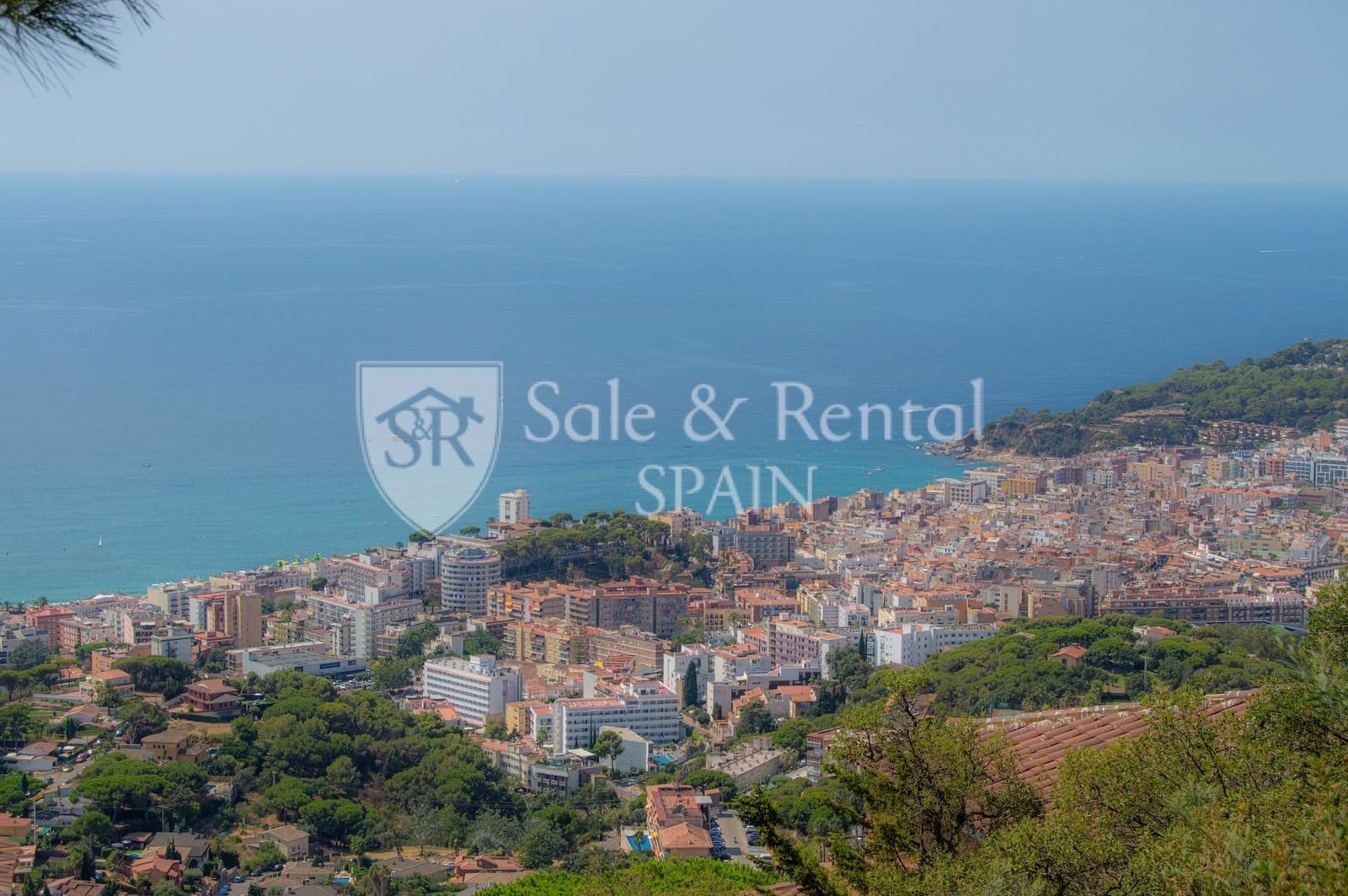 3 slaapkamer Villa te koop in Lloret de Mar met zwembad garage - € 1.250.000 (Ref: 10002568)