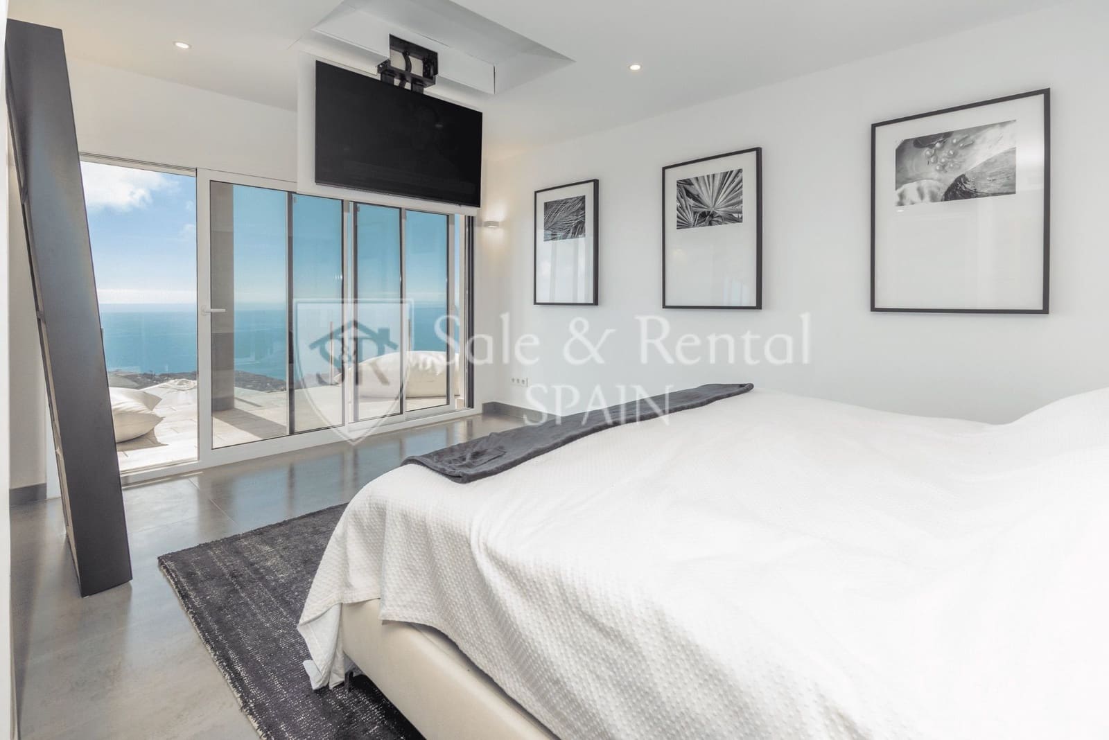 3 slaapkamer Villa te koop in Lloret de Mar met zwembad garage - € 1.250.000 (Ref: 10002568)
