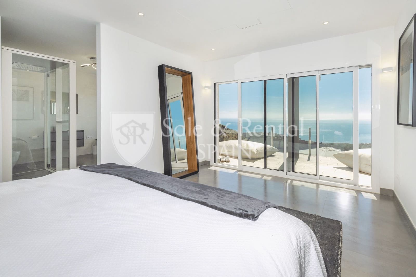 3 slaapkamer Villa te koop in Lloret de Mar met zwembad garage - € 1.250.000 (Ref: 10002568)