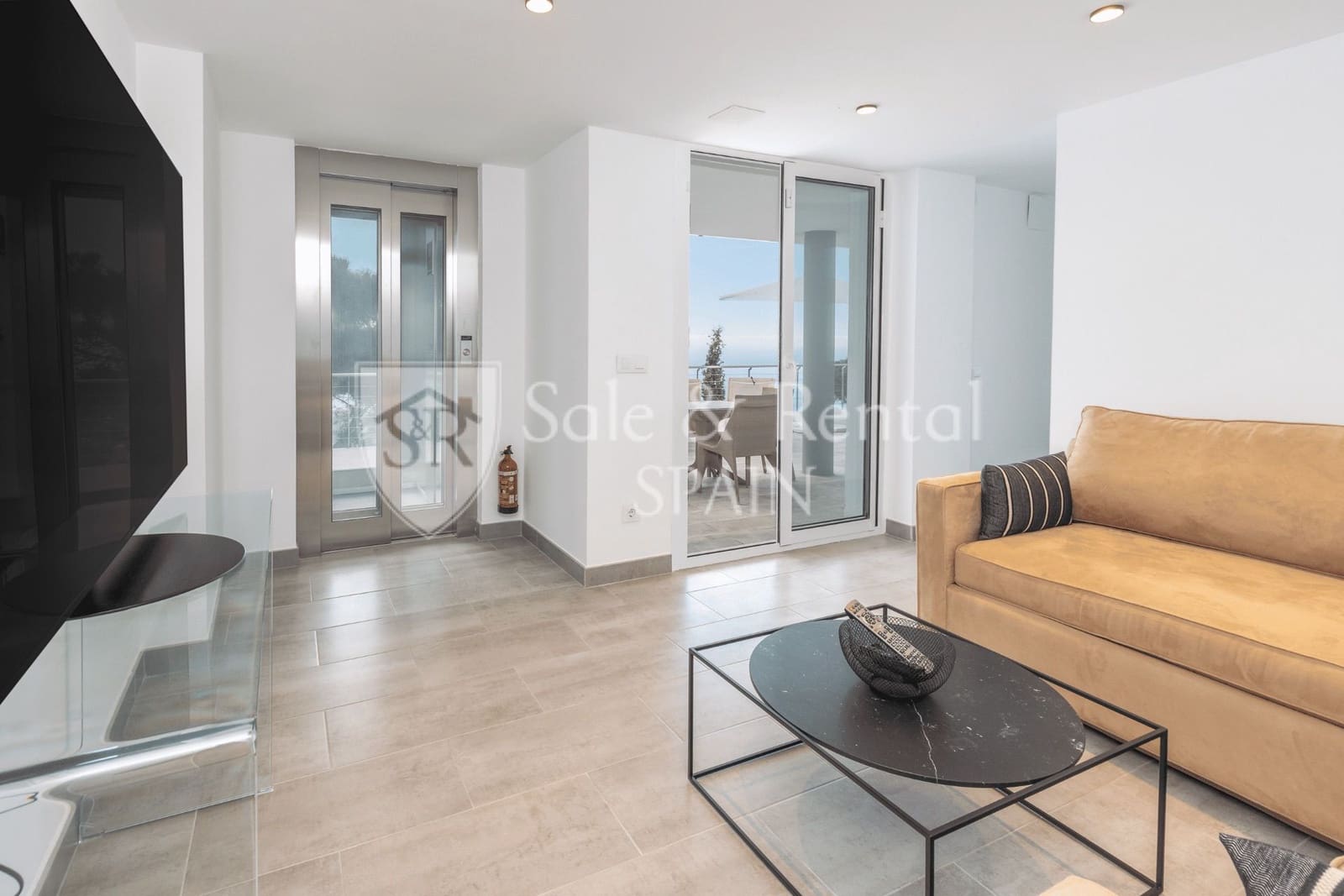 3 slaapkamer Villa te koop in Lloret de Mar met zwembad garage - € 1.250.000 (Ref: 10002568)