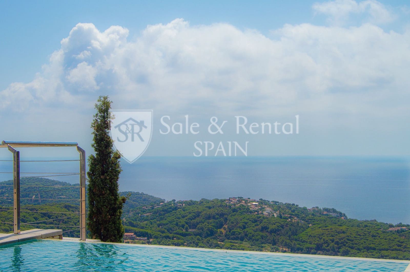 3 slaapkamer Villa te koop in Lloret de Mar met zwembad garage - € 1.250.000 (Ref: 10002568)