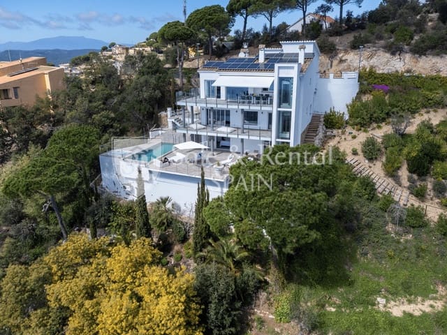 3 bedroom Villa for sale in Roca Grossa, Lloret de Mar with pool garage - € 1,250,000 (Ref: 10002568)
